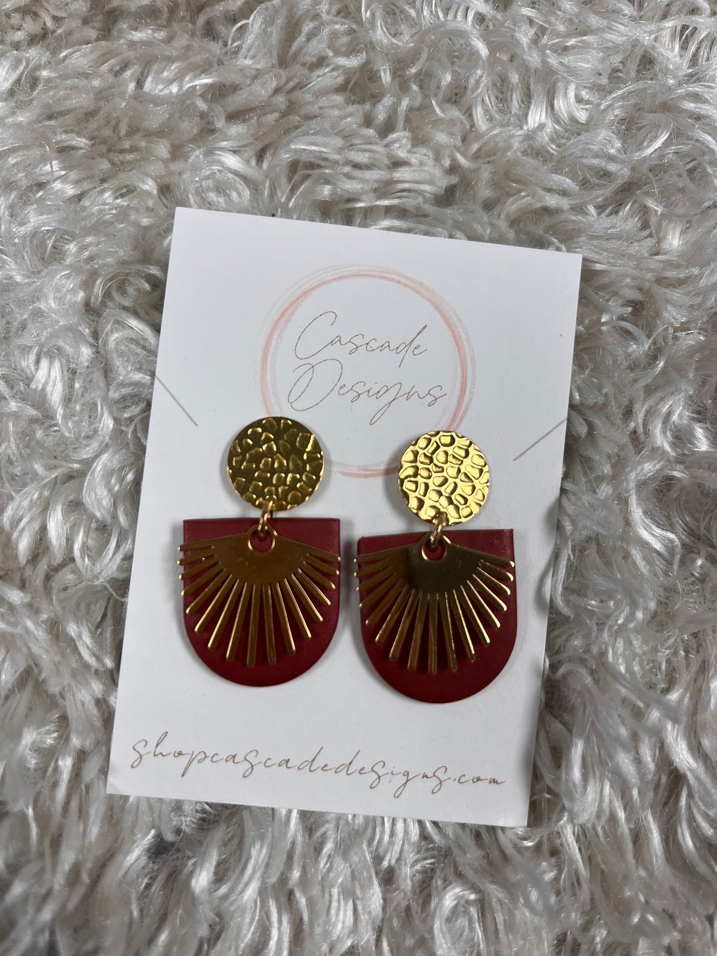 Red Luster Dangle