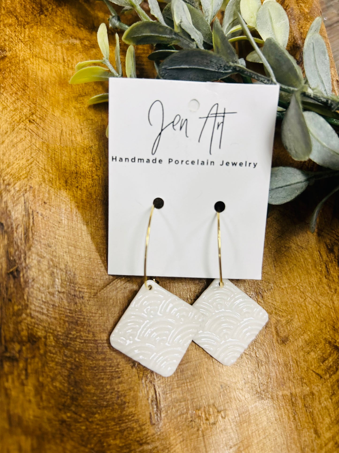 Jen Art White Dangle