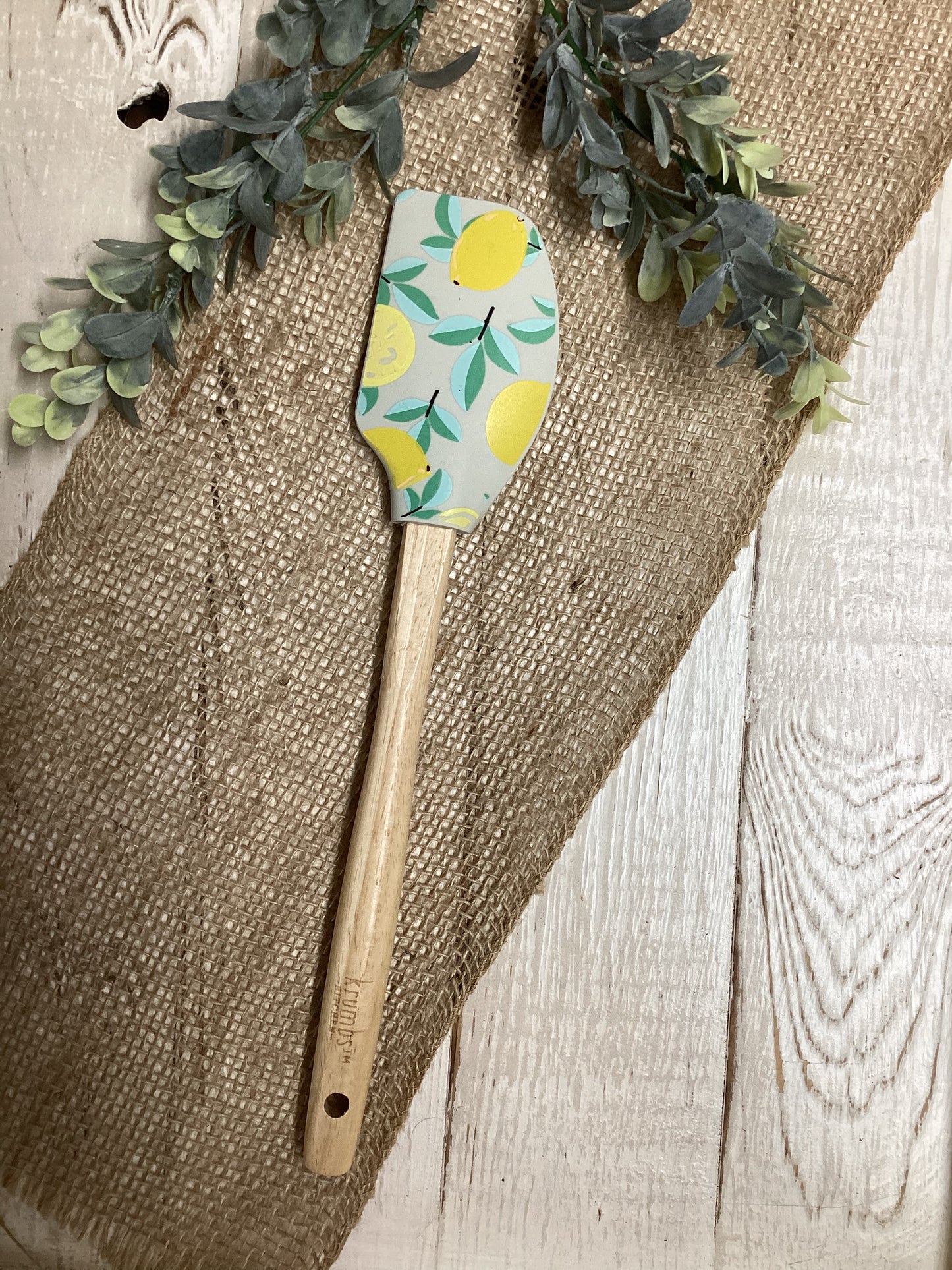 Lemon spatula