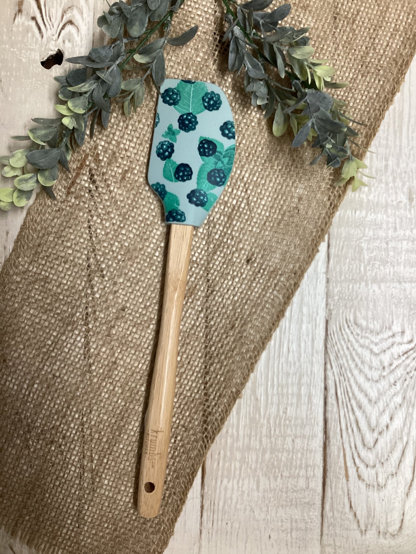 Berry Spatula